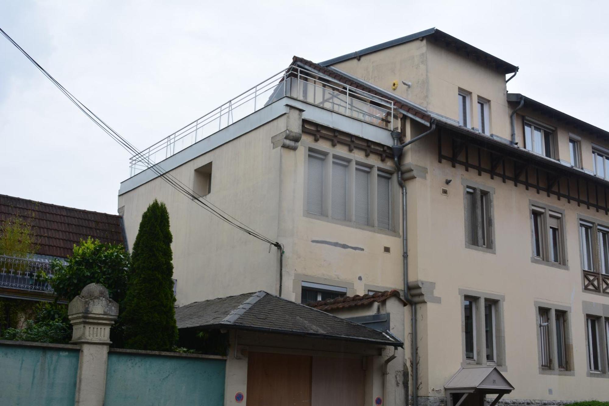Appartement-Terrasse Parking Prive Meuble De Tourisme 4 Etoiles Belfort Ngoại thất bức ảnh